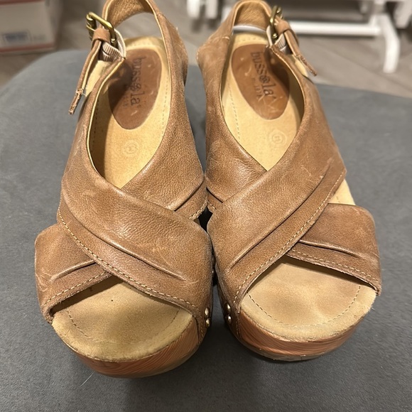 Bussola leather wedge heels with studded decor - Picture 2 of 6